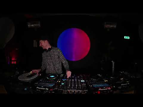 Live at Lotti's  | Friends x 750